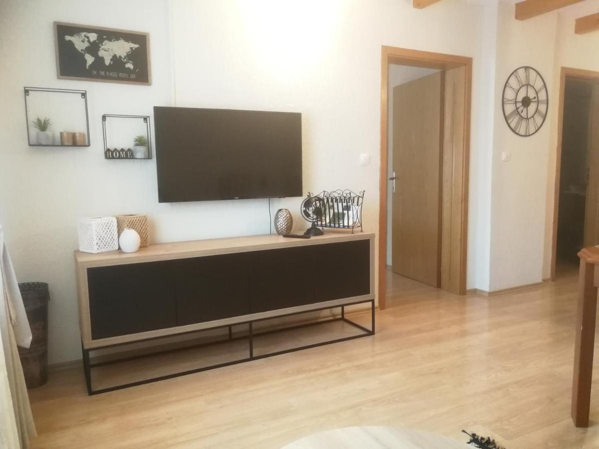 Apartmant & Room Bruna Dreznik Grad Екстер'єр фото