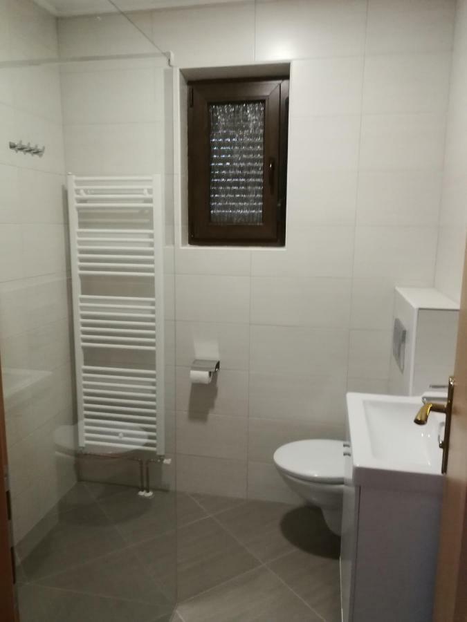 Apartmant & Room Bruna Dreznik Grad Екстер'єр фото